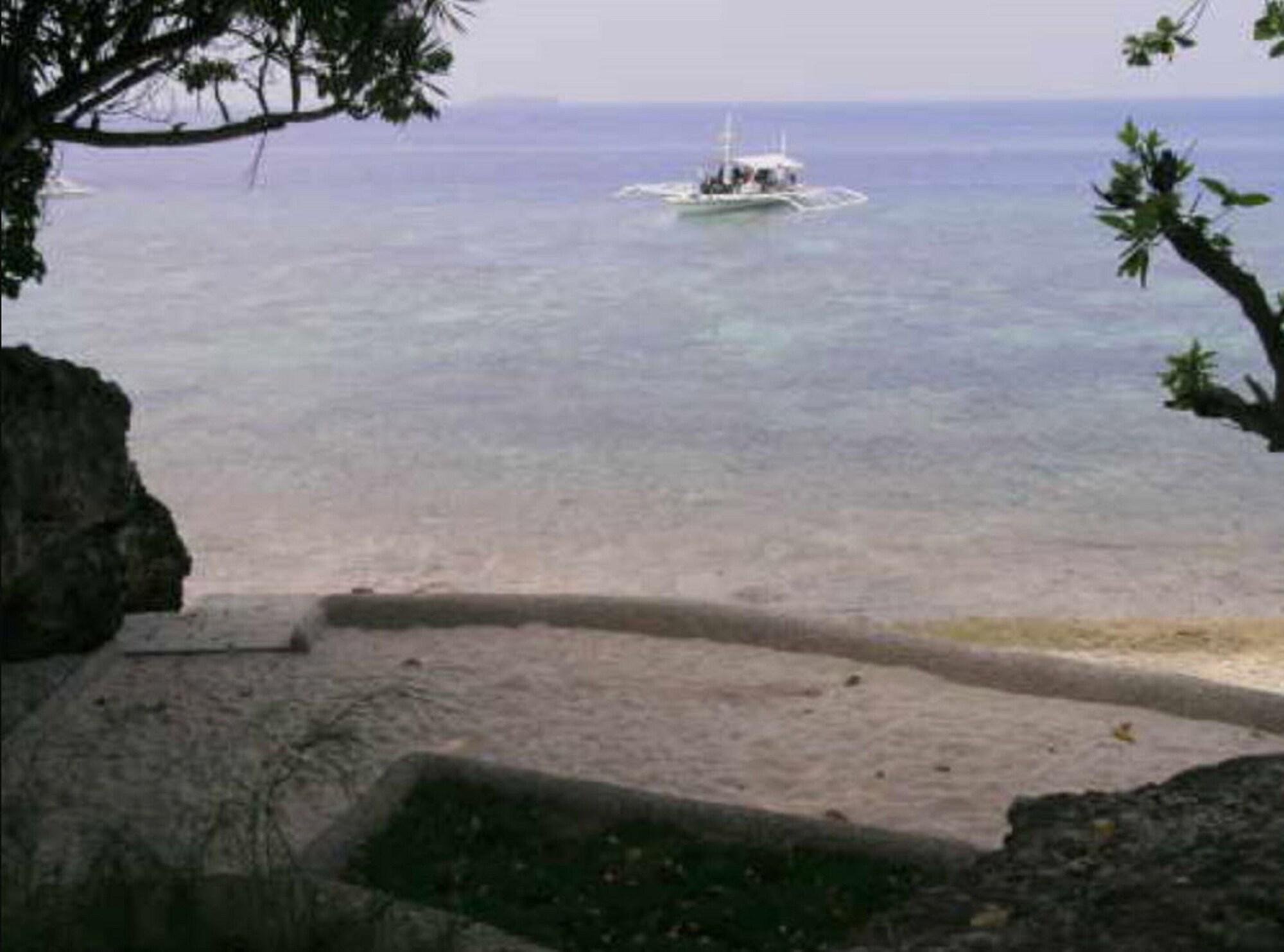 Marcosas Cottages Resort Moalboal Extérieur photo