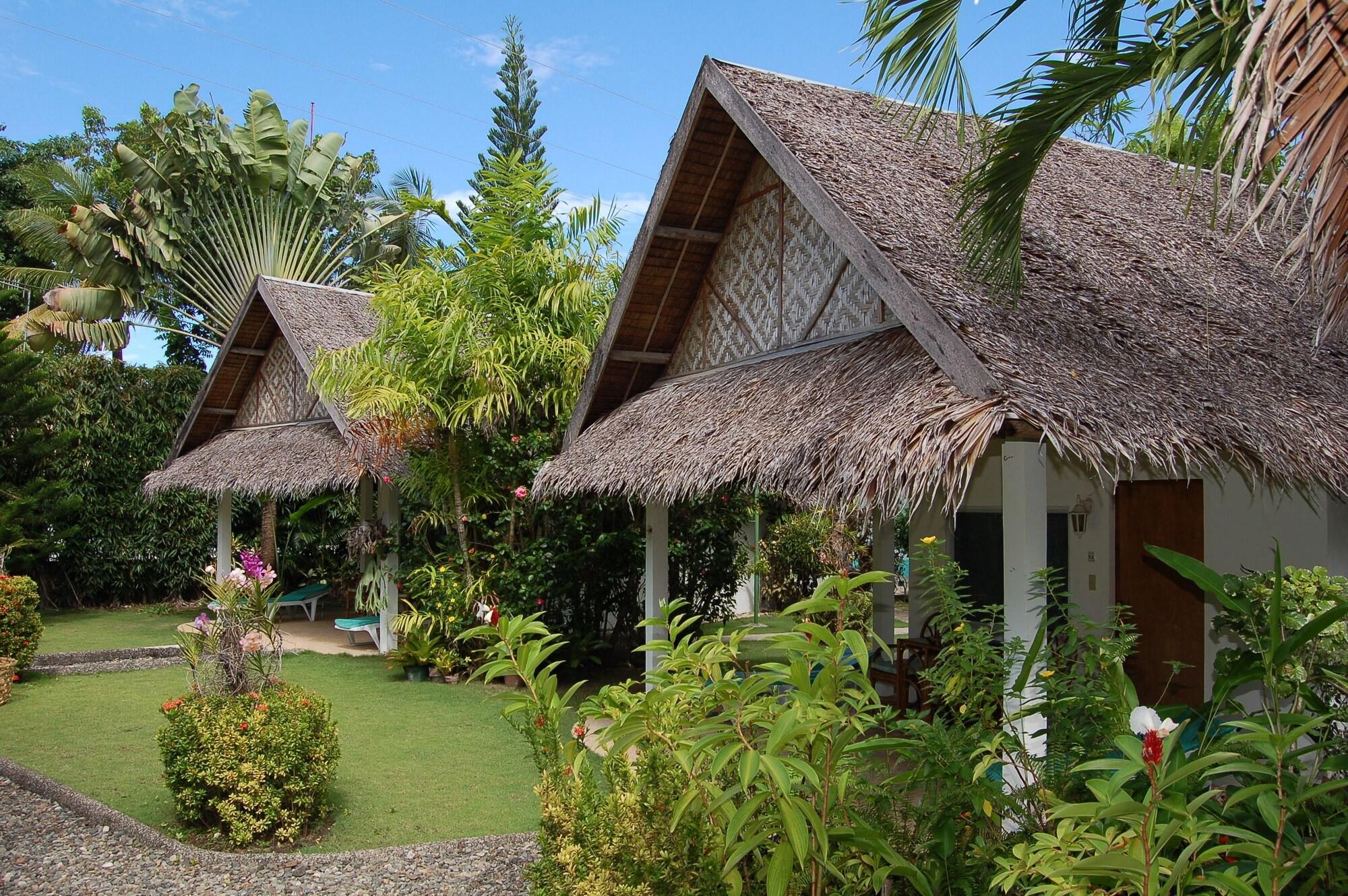 Marcosas Cottages Resort Moalboal Extérieur photo