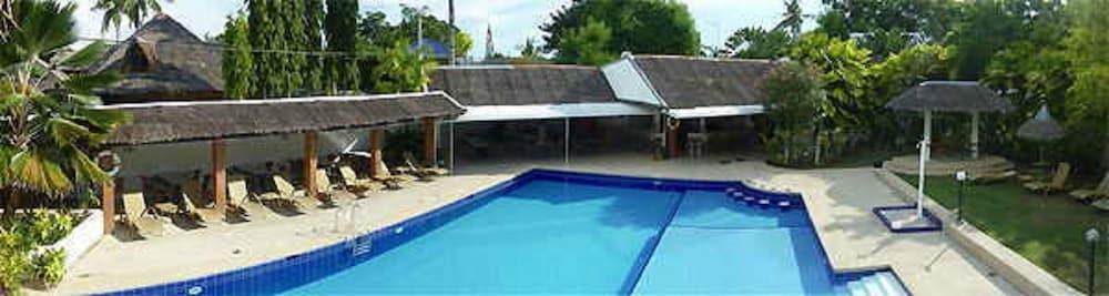 Marcosas Cottages Resort Moalboal Extérieur photo