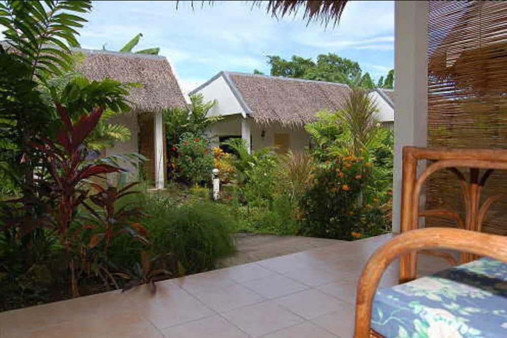 Marcosas Cottages Resort Moalboal Extérieur photo